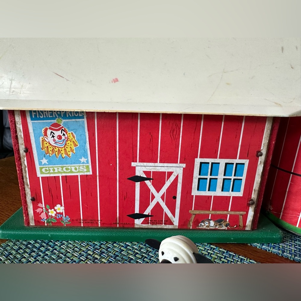 Vintage Fisher Price Play Family Farm #915, 1967 NY - Picture 7 of 9